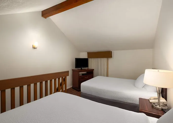 Ramada By Wyndham Campbell River
