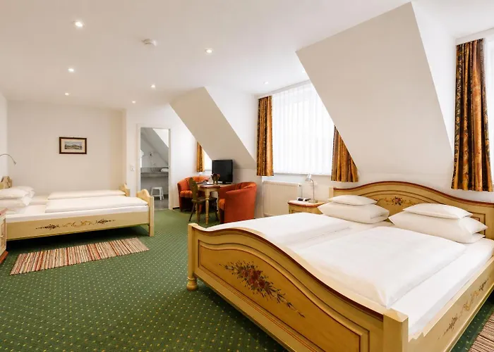 Hotel Tilman Riemenschneider By Ans