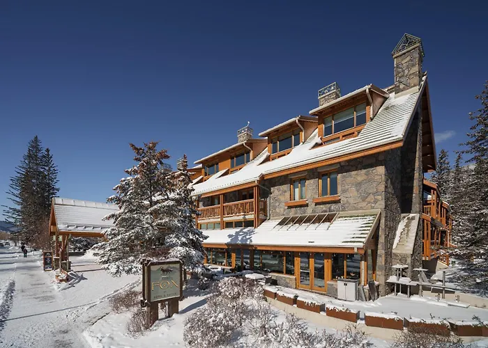 Fox Hotel And Suites
