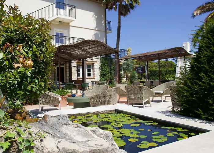 Hôtel Eze Hermitage B&B