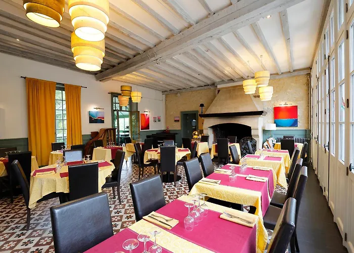 Relais Saint Louis, Logis