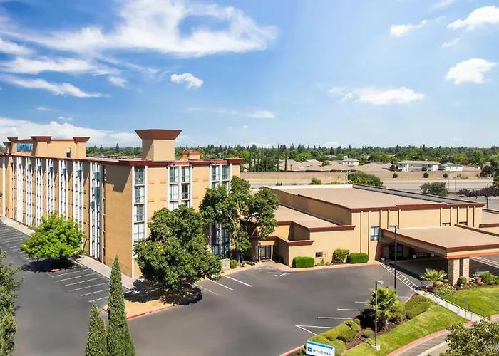 Wyndham Sacramento Hotel Carmichael