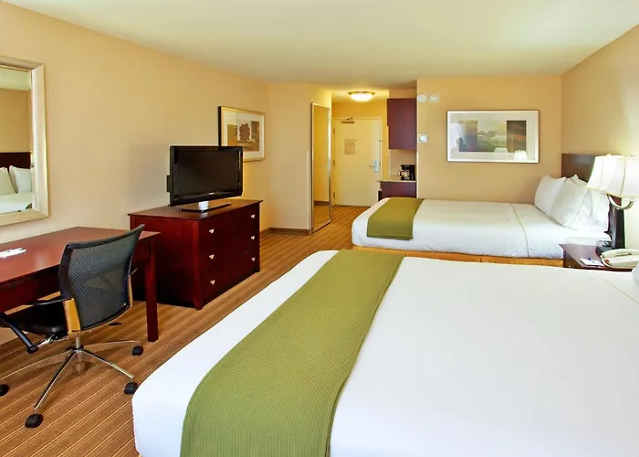 Holiday Inn Express & Suites Fresno River Park Hwy 41 By Ihg