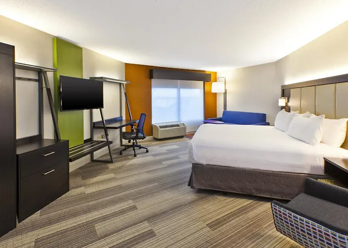 Holiday Inn Express & Suites Chicago-Midway Airport By Ihg