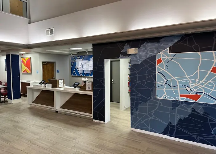 Holiday Inn Express Hershey-Harrisburg Area By Ihg