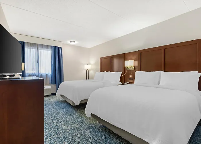 Garner Hotel Warren Northwest By Ihg