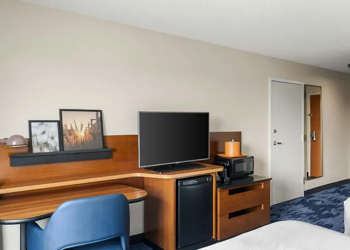 Fairfield Inn & Suites By Marriott Madison West/Middleton