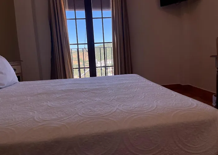 Hotel Sierra De Ubrique