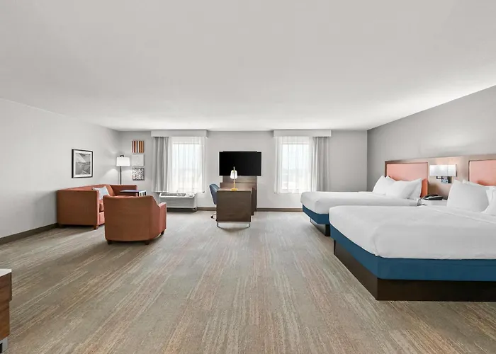 Hampton Inn And Suites Peru
