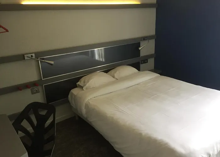 Enzo Hôtel Trappes