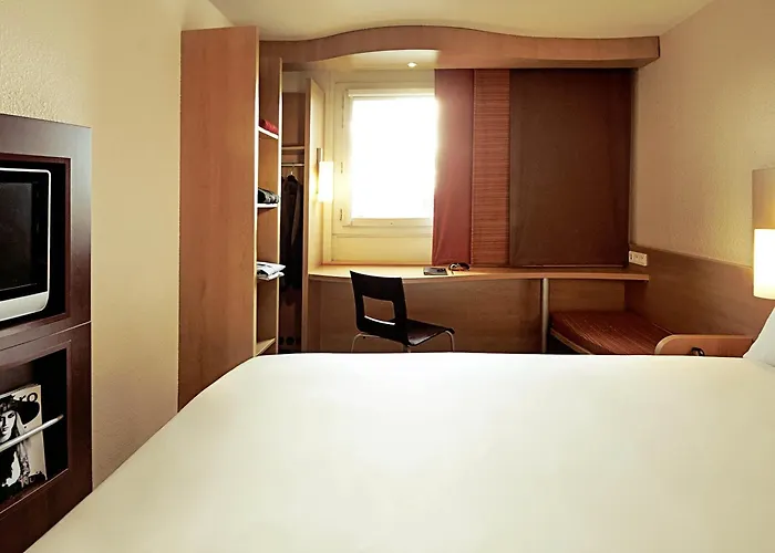 Hotel ibis Loriol Le Pouzin