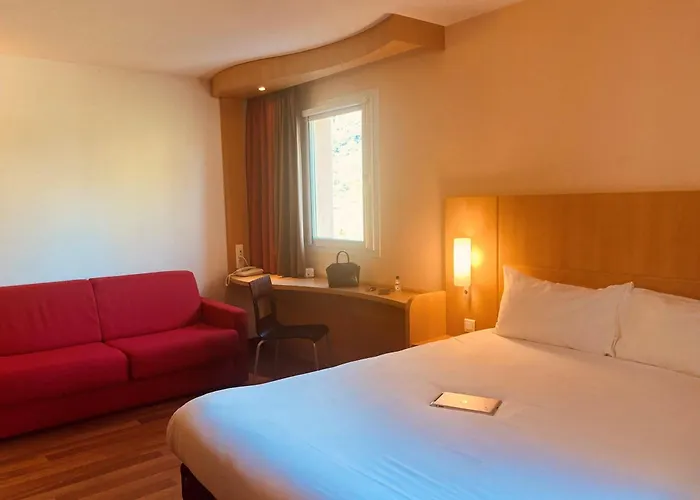 ibis Loriol Le Pouzin