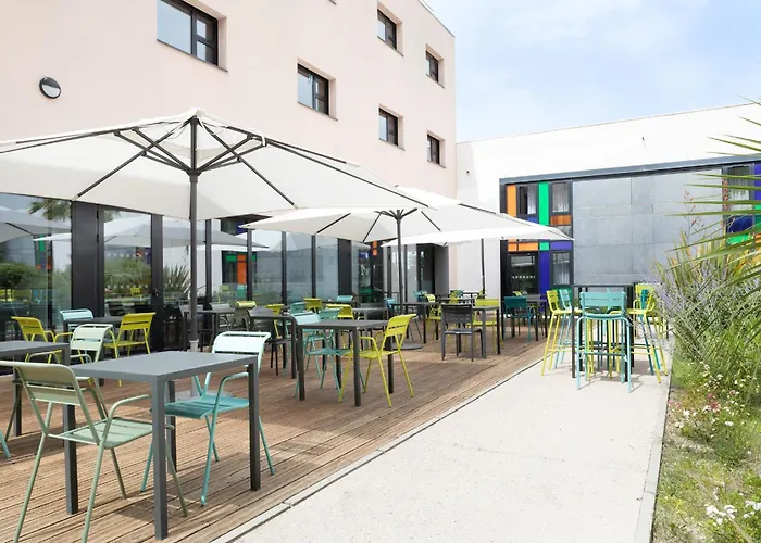 Holiday Inn - Marseille Airport By Ihg