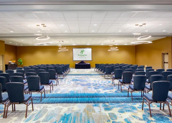 Holiday Inn And Suites Phoenix Airport North By Ihg