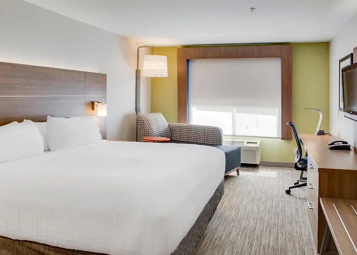 Holiday Inn Express Hotel & Suites Chickasha By Ihg