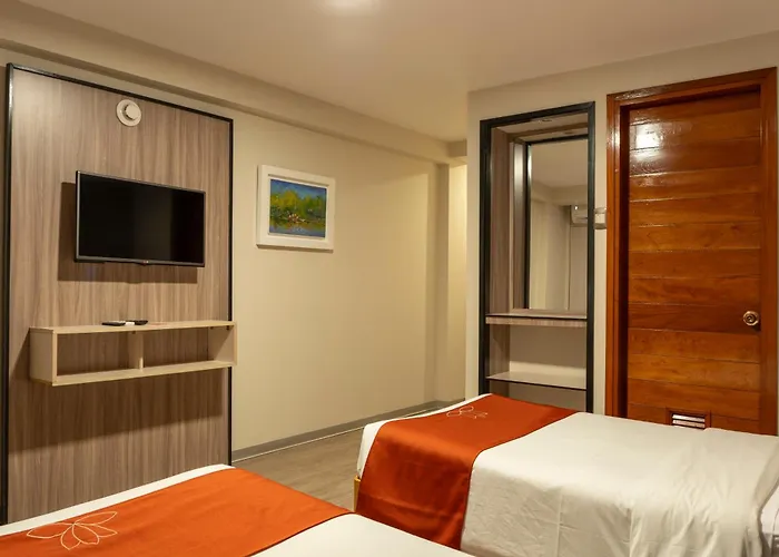 Victoria Regia Hotel