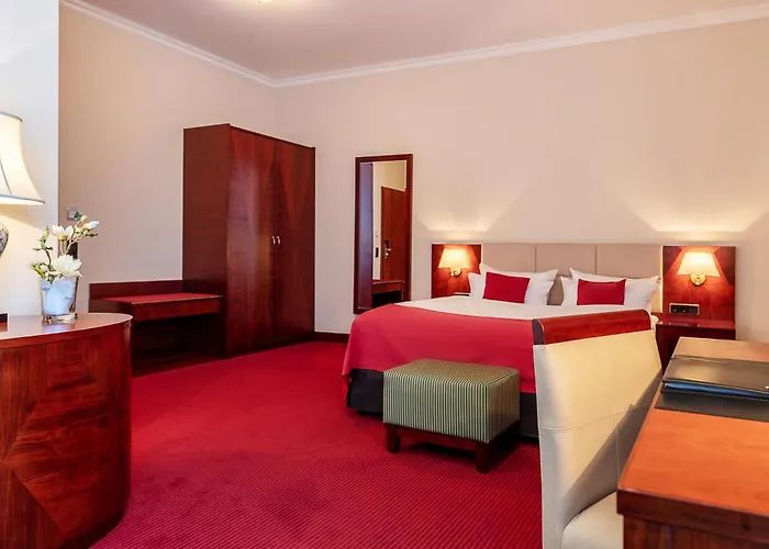 Amaris Hotel