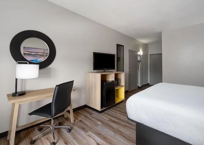 Days Inn By Wyndham Mauldin/Greenville