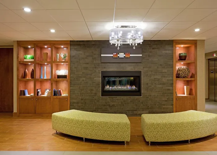 Holiday Inn Express Hotel & Suites Saint - Hyacinthe By Ihg