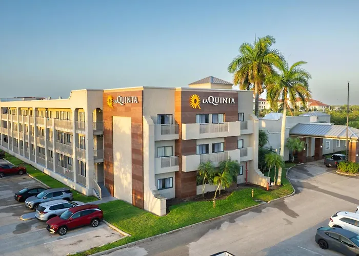 La Quinta By Wyndham Ft. Myers - Sanibel Gateway