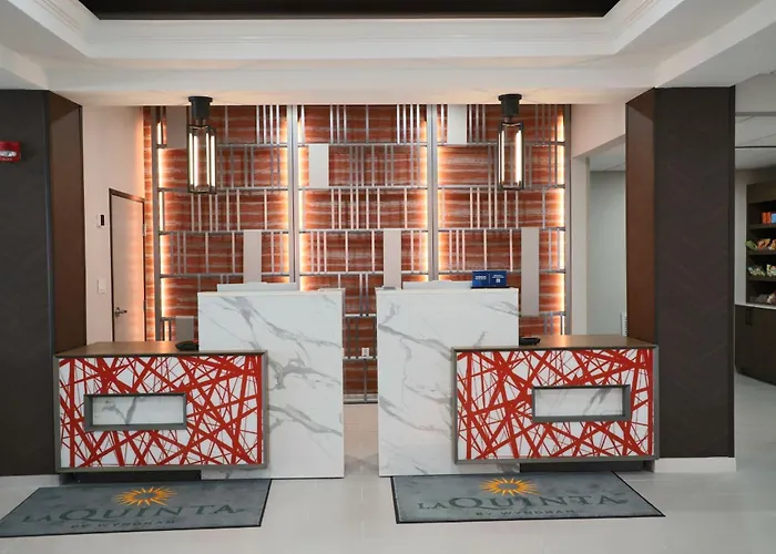 La Quinta Inn & Suites By Wyndham Auburn - University Area