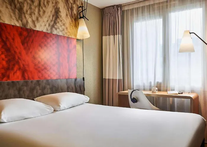 Ibis Bordeaux Centre Bastide