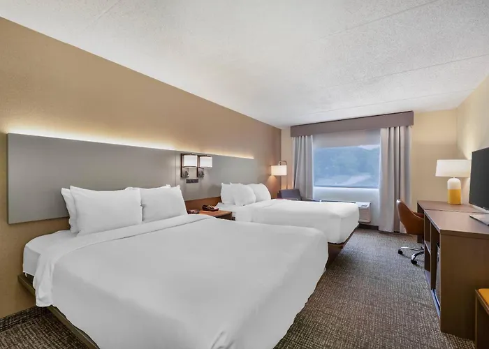 Comfort Inn & Suites Butler