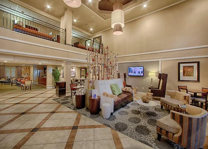 Holiday Inn Express Hotel & Suites - Atlanta/Emory University Area By Ihg