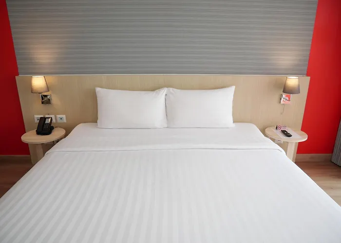 Sleep With Me Hotel Design Hotel @ Patong