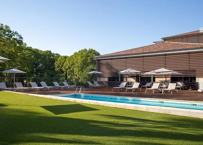 Zenitude Hotel la Valadière, an Ascend Collection Hotel