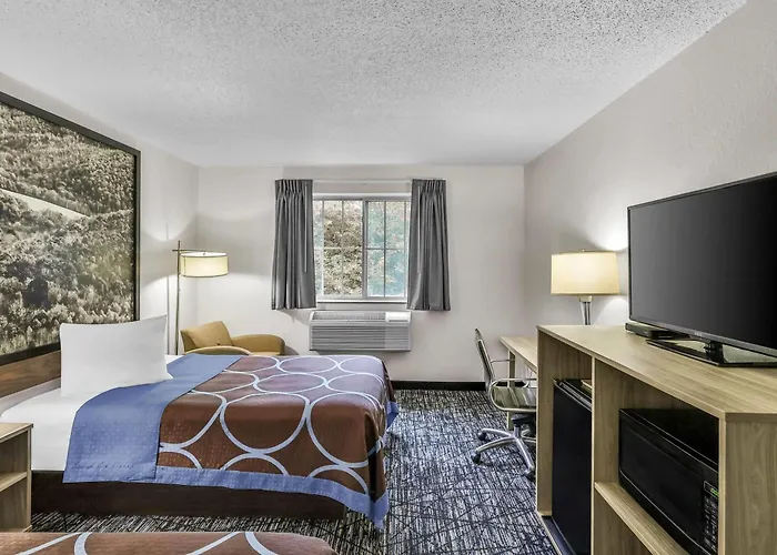Super 8 By Wyndham East Stroudsburg - Poconos