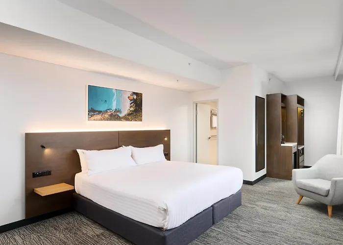 Holiday Inn West Perth By Ihg