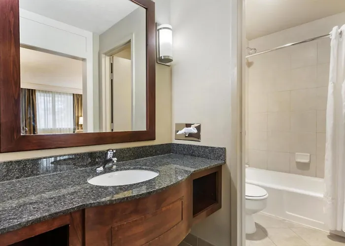 Best Western Plus Burley Inn & Convention Center