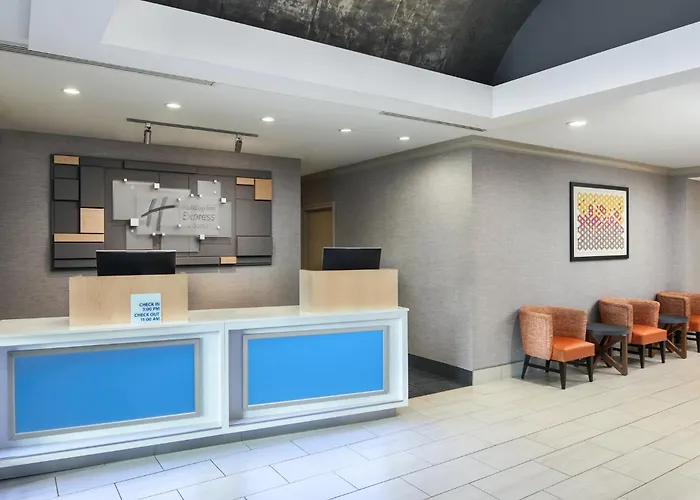 Holiday Inn Express & Suites I-26 & Us 29 At Westgate Mall By Ihg Spartanburg