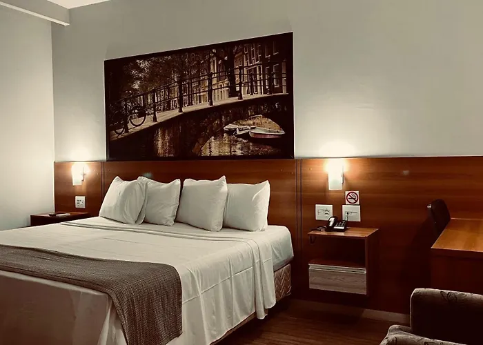 Hotel Amsterdam Montes Claros