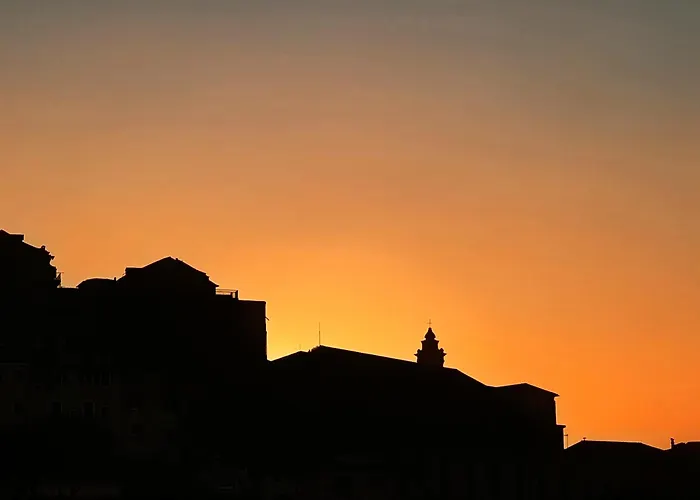 Perla Nera Guesthouse Imperia