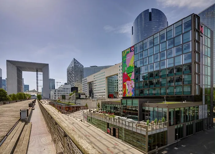 Hotel citizenM Paris La Défense à Nanterre