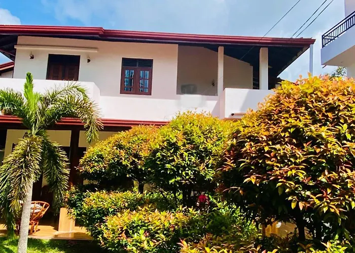 Mama'S Palace Hiriketiya