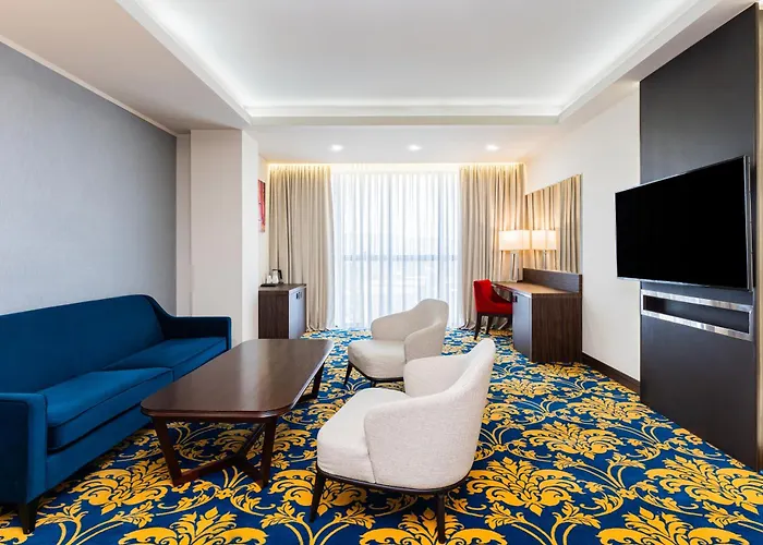 Ramada Hotel & Suites By Wyndham Yerevan