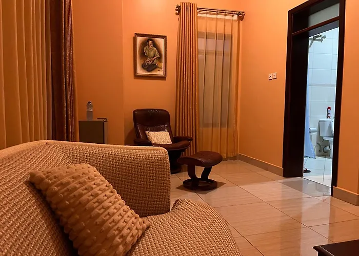 Lakepoint Villa