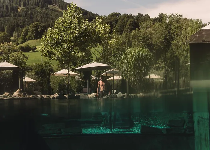 Wellness Und Brunch Hotel Morgenzeit Beheizter Naturteich Genuss Fruehstueck Bis 13 Uhr Hochkoenig Sommercard