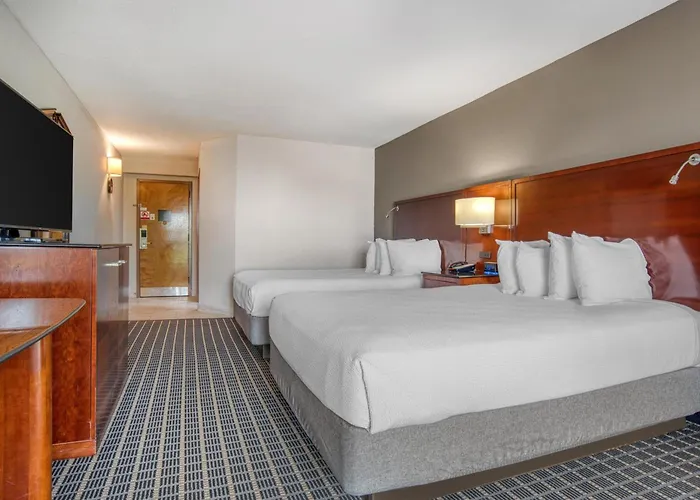 Surestay Plus Hotel By Best Western Greenwood