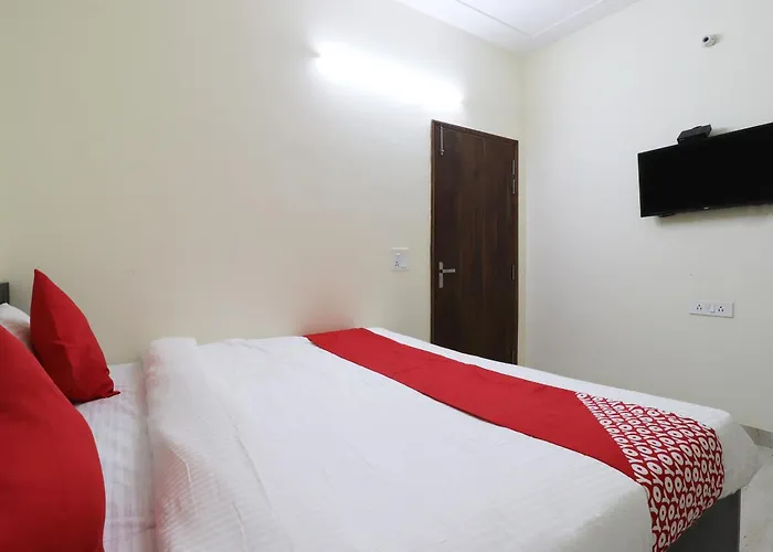 Hotel O Royal King Deluxe