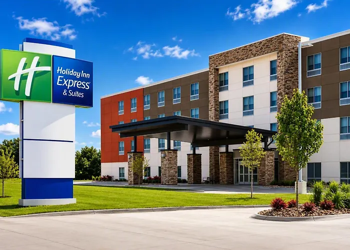 Holiday Inn Express & Suites Lindale - Tyler By Ihg