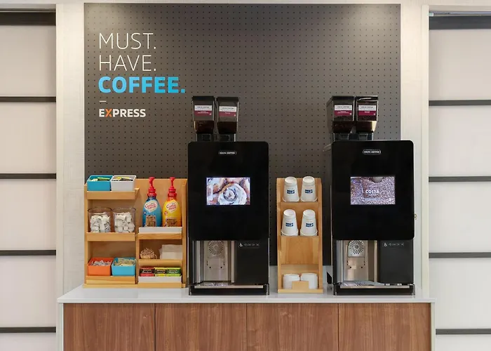 Holiday Inn Express & Suites - Staunton By Ihg