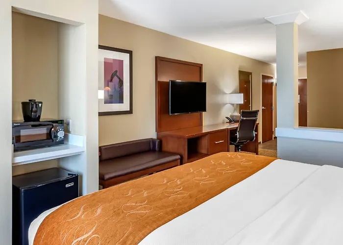 Comfort Suites Midland West