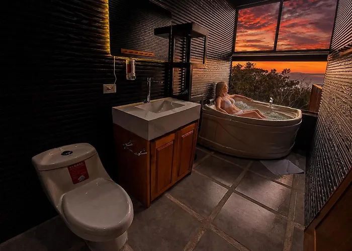 Sunset Vista Lodge,Monteverde,Costa Rica.