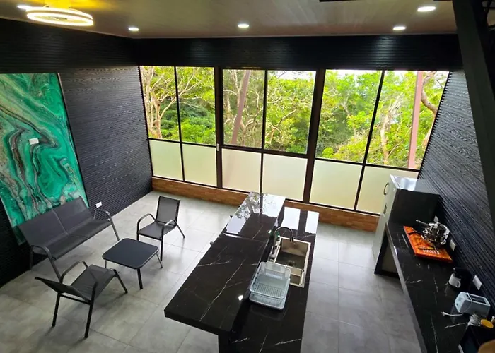 Sunset Vista Lodge,Monteverde,Costa Rica.
