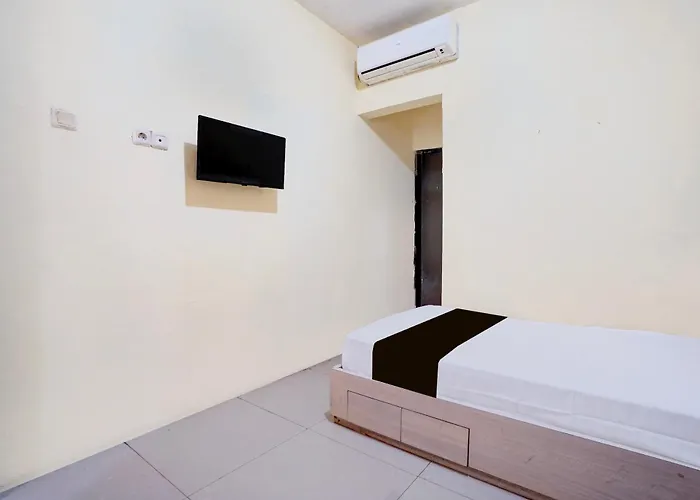 Hotel O Near Ciputra Hospital Formerly Veloura Living Citraland