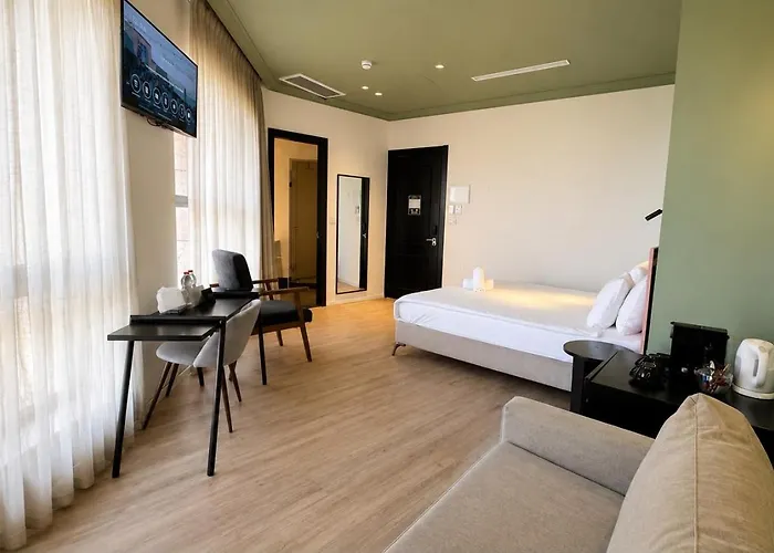 Seven Beach TLV - By 7even Hotels